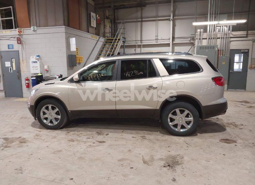 Photo 14 of 2010 Buick Enclave 1XL (VIN 5GALRBEDXAJ108407)