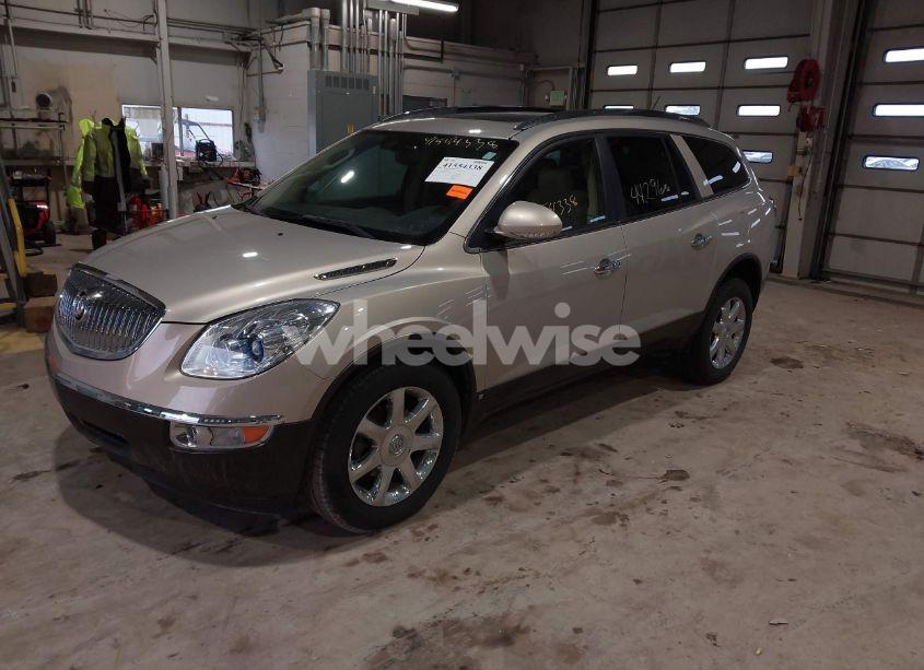 Photo 2 of 2010 Buick Enclave 1XL (VIN 5GALRBEDXAJ108407)