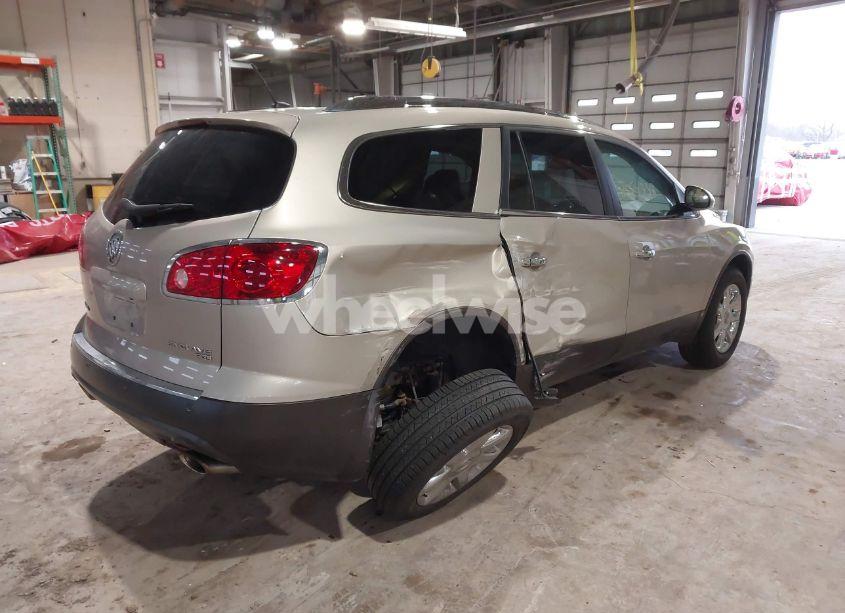 Photo 4 of 2010 Buick Enclave 1XL (VIN 5GALRBEDXAJ108407)