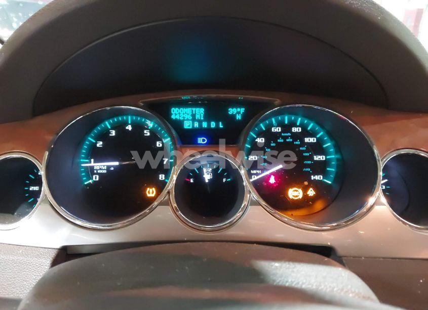 Photo 7 of 2010 Buick Enclave 1XL (VIN 5GALRBEDXAJ108407)