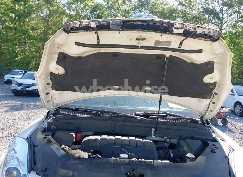 Photo 10 of 2010 Buick Enclave 1XL (VIN 5GALRBEDXAJ176822)