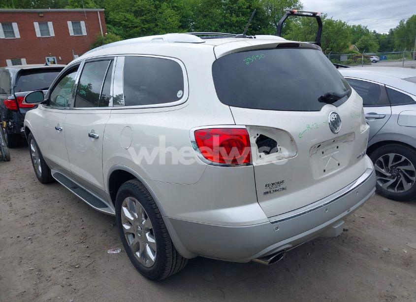 Photo 3 of 2010 Buick Enclave 2XL (VIN 5GALRCED1AJ104820)