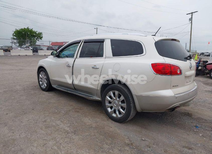 Photo 3 of 2010 Buick Enclave 2XL (VIN 5GALRCED1AJ109001)