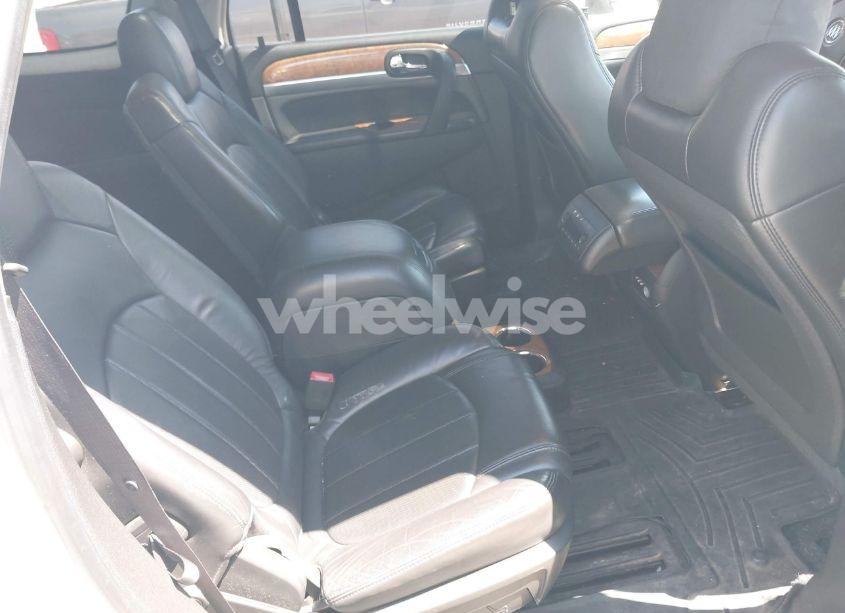 Photo 8 of 2010 Buick Enclave 2XL (VIN 5GALRCED1AJ169764)