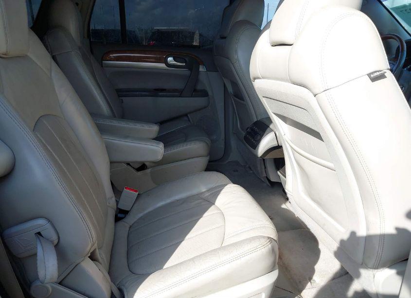 Photo 8 of 2010 Buick Enclave 2XL (VIN 5GALRCED2AJ138605)