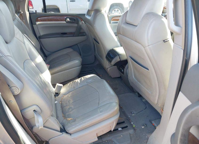 Photo 8 of 2010 Buick Enclave 2XL (VIN 5GALRCED3AJ138855)