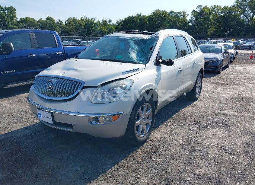 Photo 2 of 2010 Buick Enclave 2XL (VIN 5GALRCED4AJ184503)