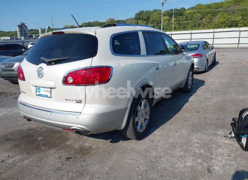 Photo 4 of 2010 Buick Enclave 2XL (VIN 5GALRCED4AJ184503)
