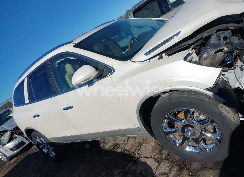 Photo 13 of 2010 Buick Enclave 2XL (VIN 5GALRCED5AJ161361)