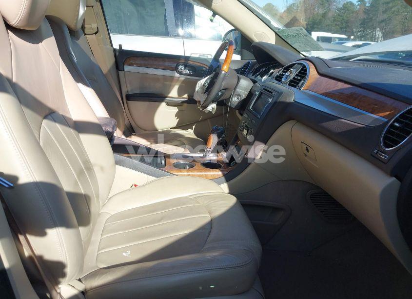 Photo 5 of 2010 Buick Enclave 2XL (VIN 5GALRCED5AJ161361)