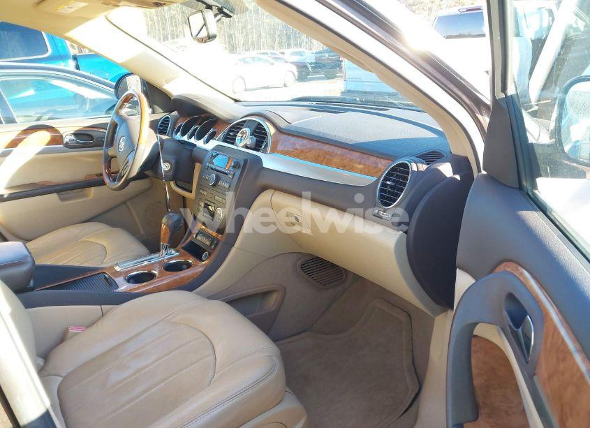 Photo 5 of 2010 Buick Enclave 2XL (VIN 5GALRCED6AJ100990)