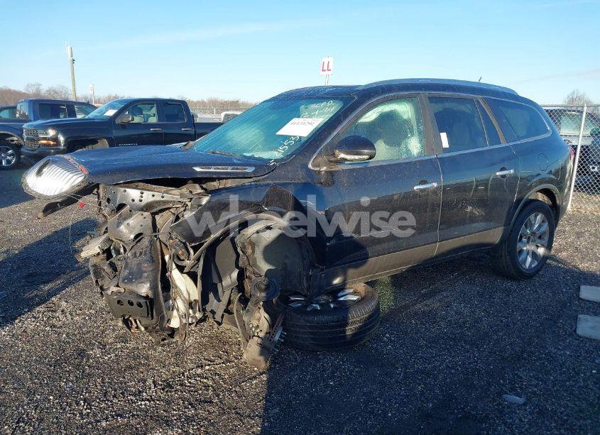 Photo 2 of 2010 Buick Enclave 2XL (VIN 5GALRCED6AJ215539)