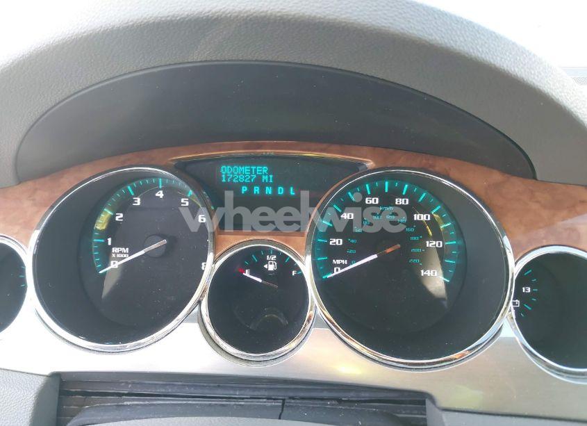 Photo 7 of 2010 Buick Enclave 2XL (VIN 5GALRCED6AJ215539)