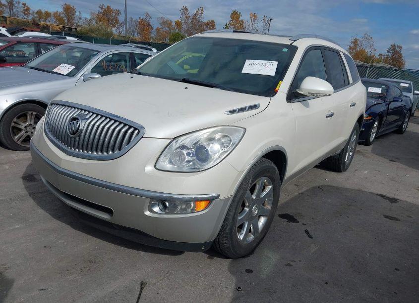 Photo 2 of 2010 Buick Enclave 2XL (VIN 5GALRCED6AJ267916)