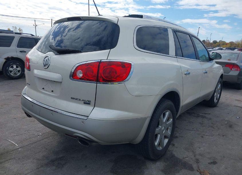 Photo 4 of 2010 Buick Enclave 2XL (VIN 5GALRCED6AJ267916)