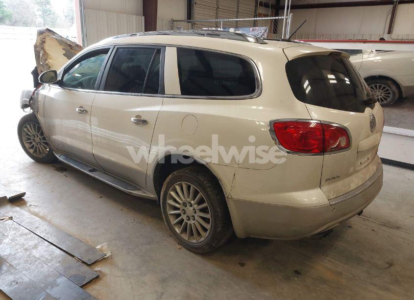 Photo 3 of 2010 Buick Enclave 2XL (VIN 5GALRCED7AJ138731)