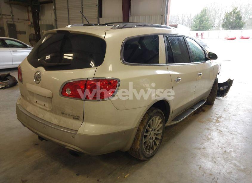 Photo 4 of 2010 Buick Enclave 2XL (VIN 5GALRCED7AJ138731)