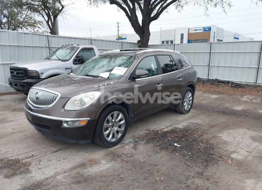 Photo 2 of 2010 Buick Enclave 2XL (VIN 5GALRCED7AJ138986)