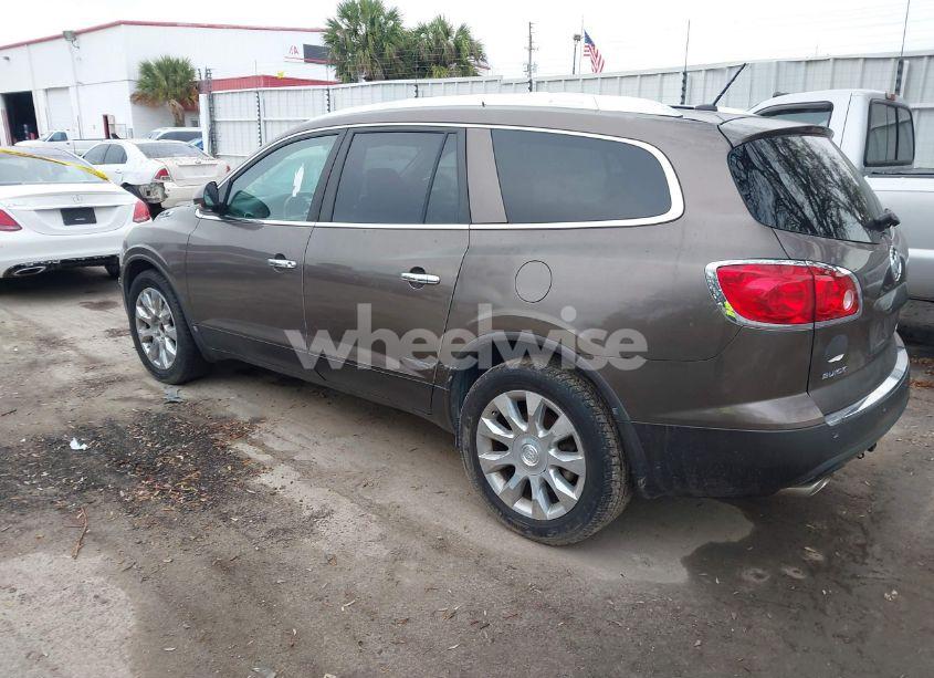 Photo 3 of 2010 Buick Enclave 2XL (VIN 5GALRCED7AJ138986)