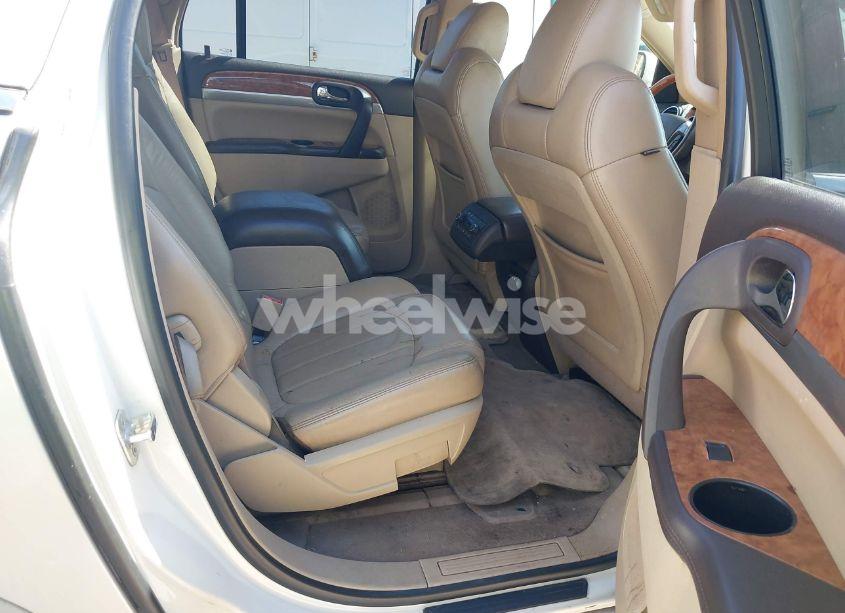 Photo 8 of 2010 Buick Enclave 2XL (VIN 5GALRCED9AJ141274)
