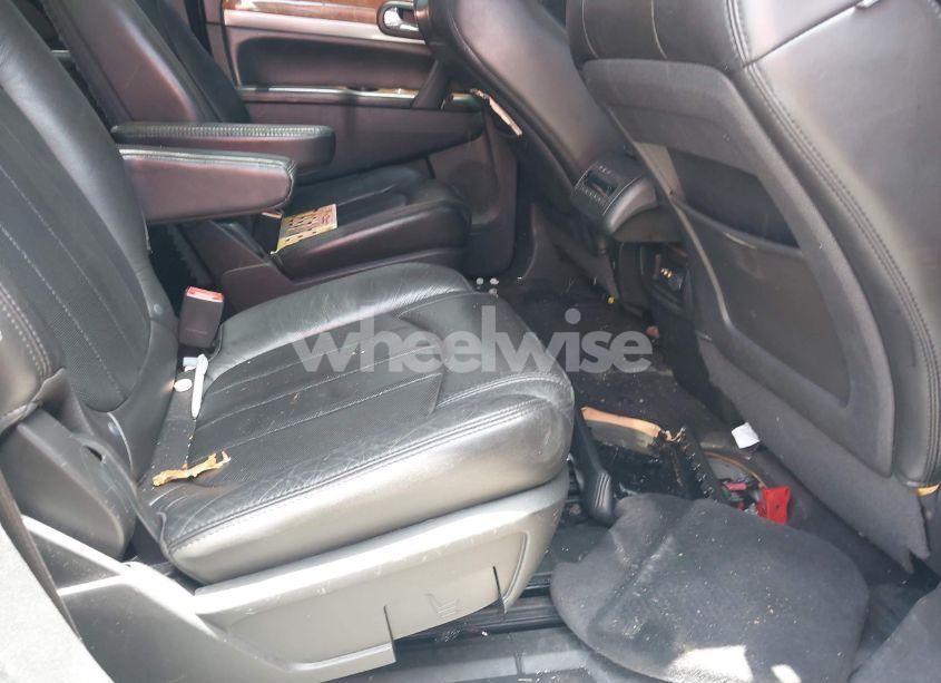 Photo 8 of 2010 Buick Enclave 2XL (VIN 5GALRCEDXAJ168015)