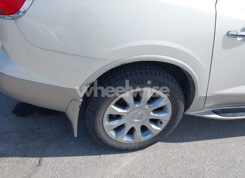 Photo 14 of 2010 Buick Enclave 2XL (VIN 5GALRCEDXAJ186112)