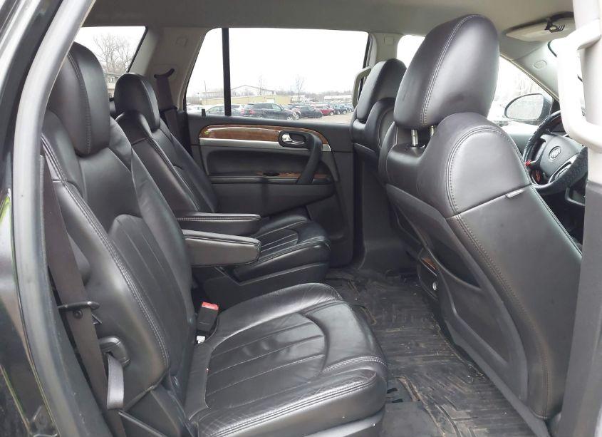 Photo 8 of 2010 Buick Enclave 1XL (VIN 5GALVBED1AJ172413)