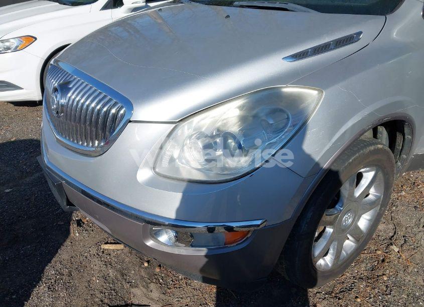 Photo 4 of 2010 Buick Enclave 1XL (VIN 5GALVBED1AJ234957)