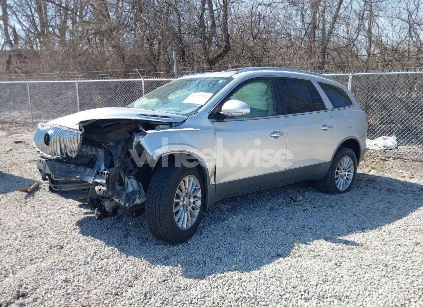Photo 2 of 2010 Buick Enclave 1XL (VIN 5GALVBED2AJ114715)