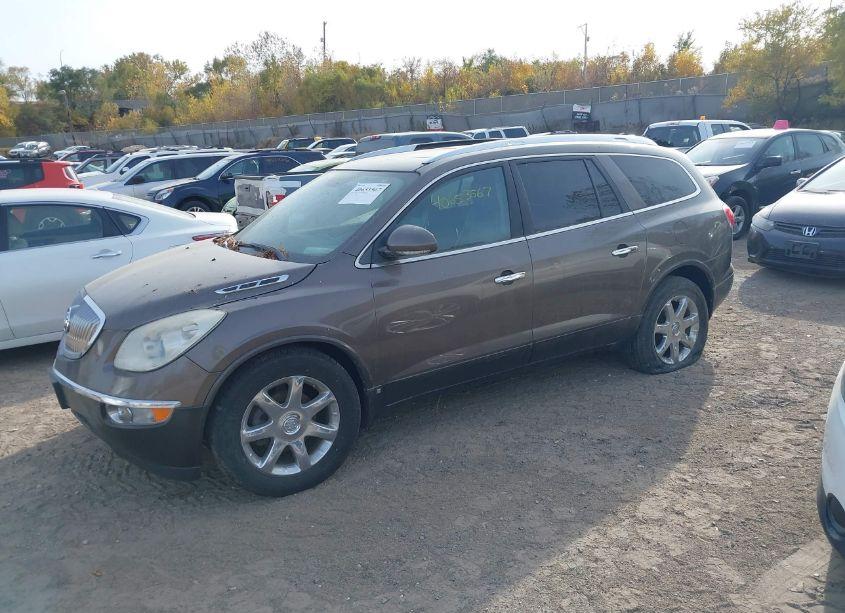 Photo 2 of 2010 Buick Enclave 1XL (VIN 5GALVBED2AJ164319)