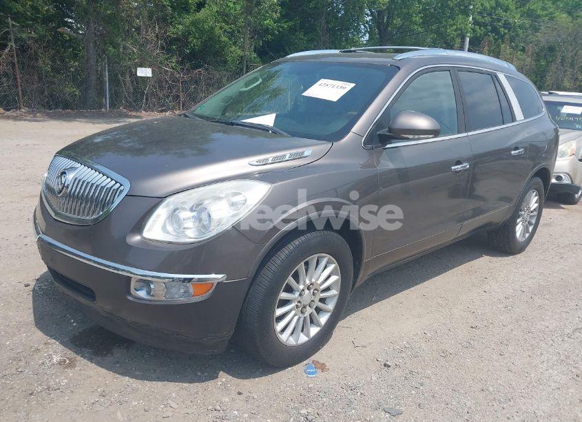 Photo 2 of 2010 Buick Enclave 1XL (VIN 5GALVBED4AJ246164)