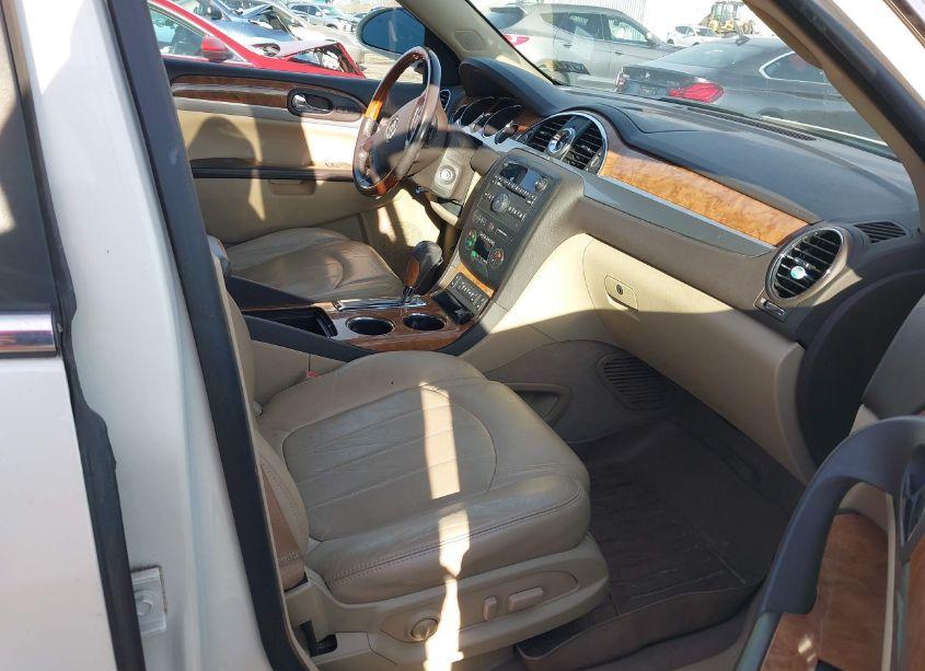 Photo 5 of 2010 Buick Enclave 1XL (VIN 5GALVBED4AJ257939)