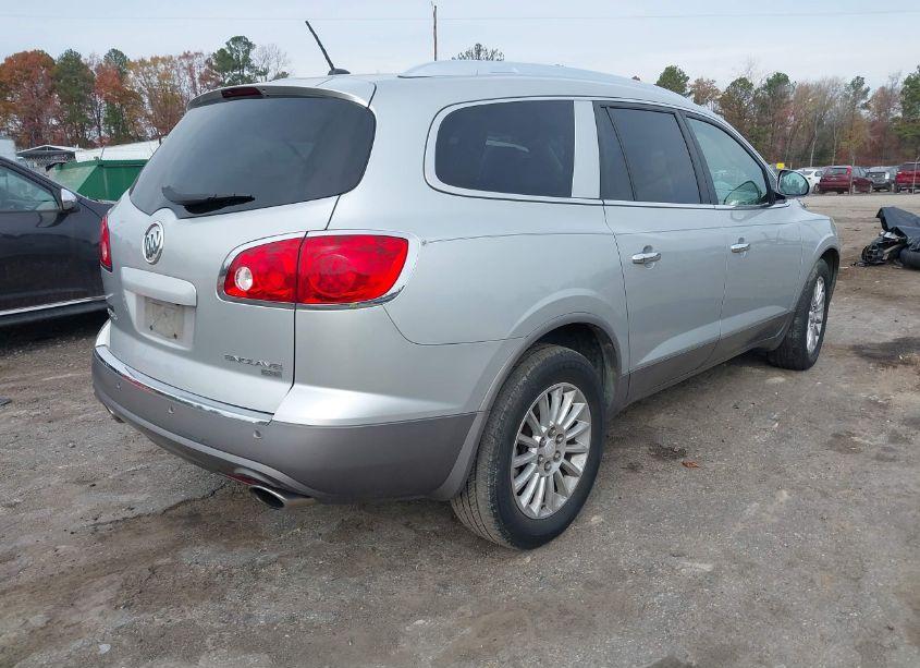 Photo 4 of 2010 Buick Enclave 1XL (VIN 5GALVBED5AJ265757)