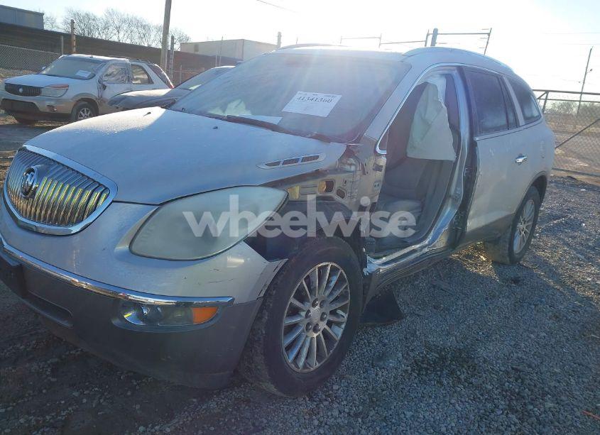 Photo 2 of 2010 Buick Enclave 1XL (VIN 5GALVBED6AJ154666)
