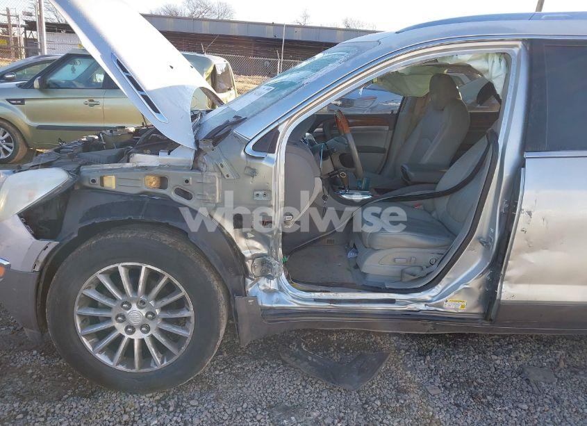 Photo 6 of 2010 Buick Enclave 1XL (VIN 5GALVBED6AJ154666)