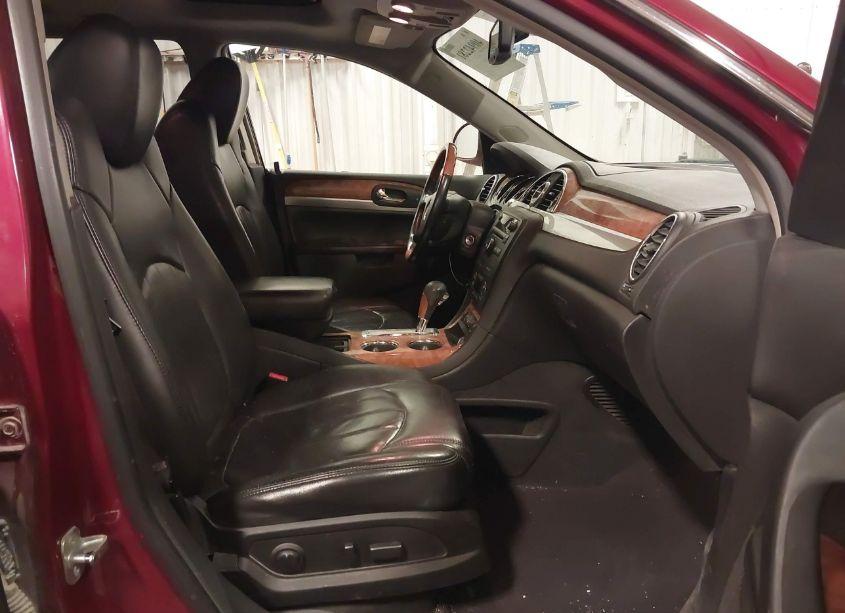 Photo 5 of 2010 Buick Enclave 1XL (VIN 5GALVBED7AJ114290)