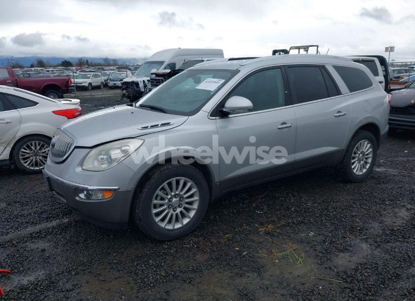 Photo 2 of 2010 Buick Enclave 1XL (VIN 5GALVBED7AJ194478)