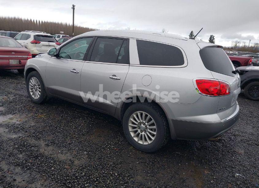 Photo 3 of 2010 Buick Enclave 1XL (VIN 5GALVBED7AJ194478)