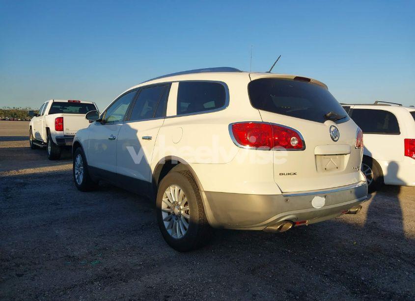 Photo 3 of 2010 Buick Enclave 1XL (VIN 5GALVBED9AJ261064)