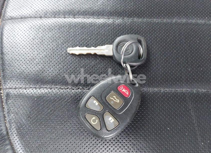 Photo 11 of 2010 Buick Enclave 2XL (VIN 5GALVCED1AJ166553)