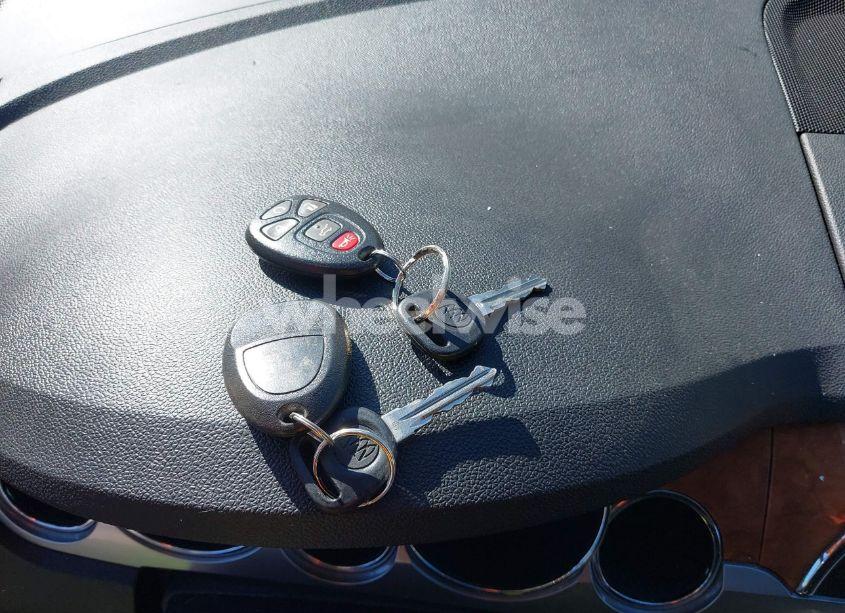 Photo 11 of 2010 Buick Enclave 2XL (VIN 5GALVCED3AJ170877)