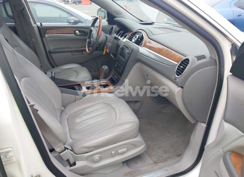 Photo 5 of 2010 Buick Enclave 2XL (VIN 5GALVCED5AJ197224)