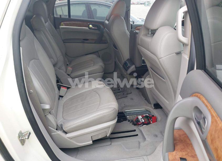 Photo 8 of 2010 Buick Enclave 2XL (VIN 5GALVCED5AJ197224)