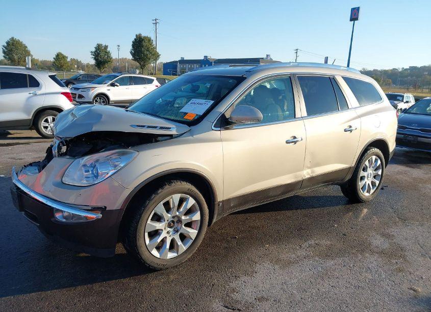 Photo 2 of 2010 Buick Enclave 2XL (VIN 5GALVCED6AJ117185)
