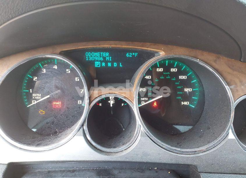 Photo 7 of 2010 Buick Enclave 2XL (VIN 5GALVCED7AJ158182)