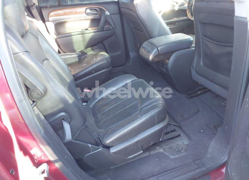 Photo 8 of 2010 Buick Enclave 2XL (VIN 5GALVCED7AJ158182)