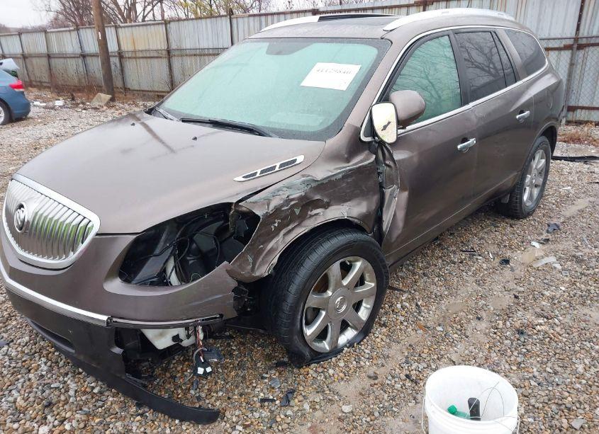 Photo 6 of 2010 Buick Enclave 2XL (VIN 5GALVCED8AJ104258)