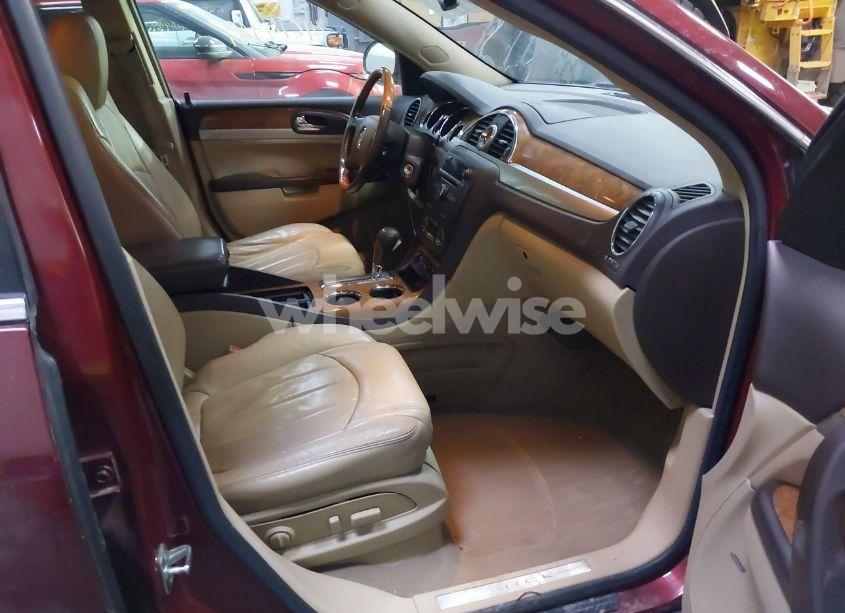 Photo 5 of 2010 Buick Enclave 2XL (VIN 5GALVCED8AJ106205)