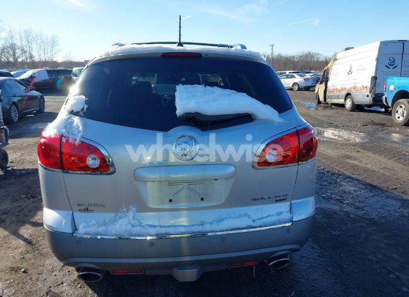 Photo 16 of 2010 Buick Enclave 2XL (VIN 5GALVCED8AJ153900)