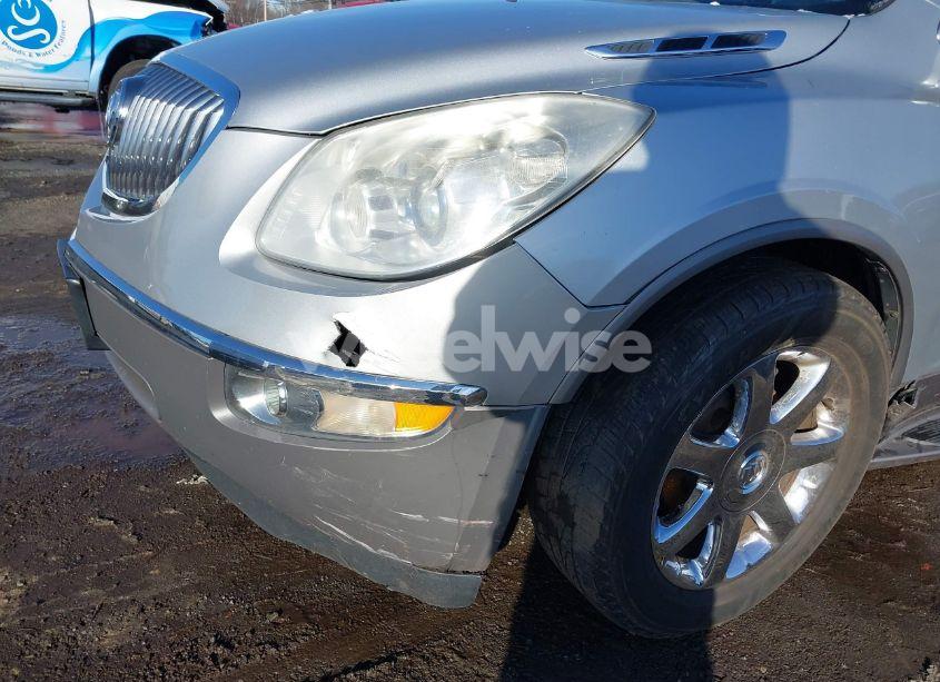 Photo 6 of 2010 Buick Enclave 2XL (VIN 5GALVCED8AJ153900)